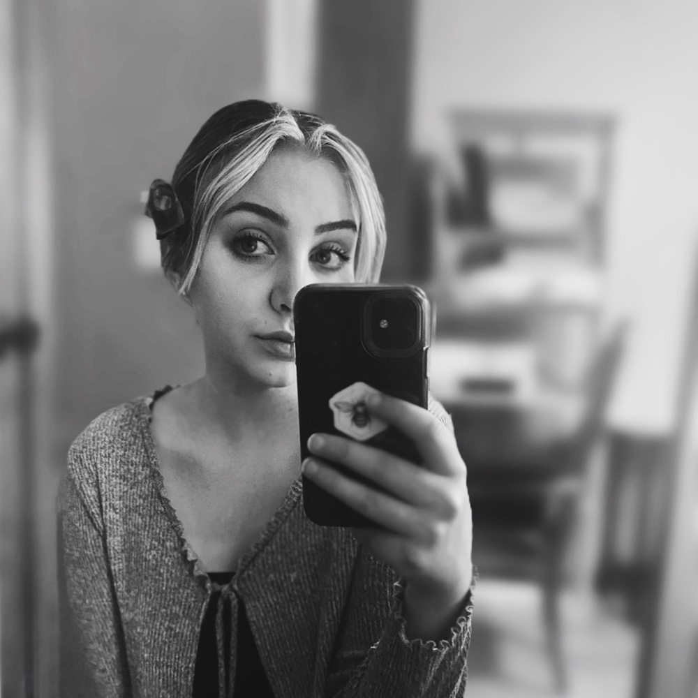 Meet your Posher, Sydnee.